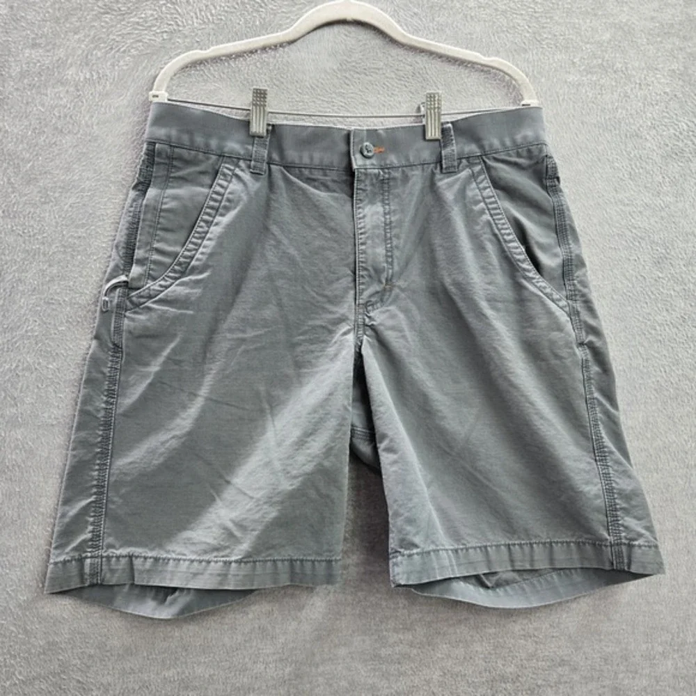 L.L. Bean Men Shorts 34 Green Cotton Mid Rise Pockets Cotton 9